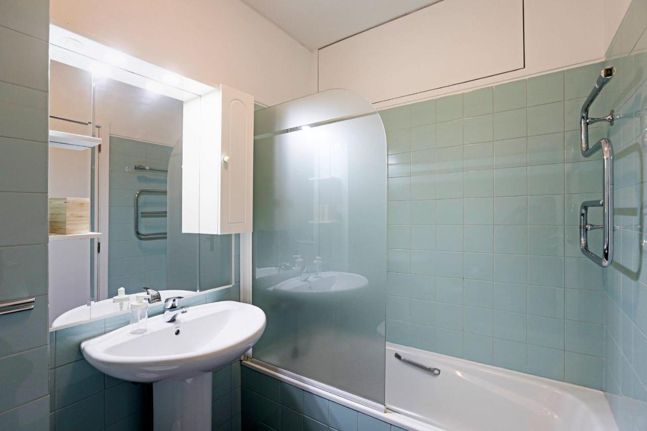 Cozy Flat in Foz by LovelyStay Porto Kültér fotó